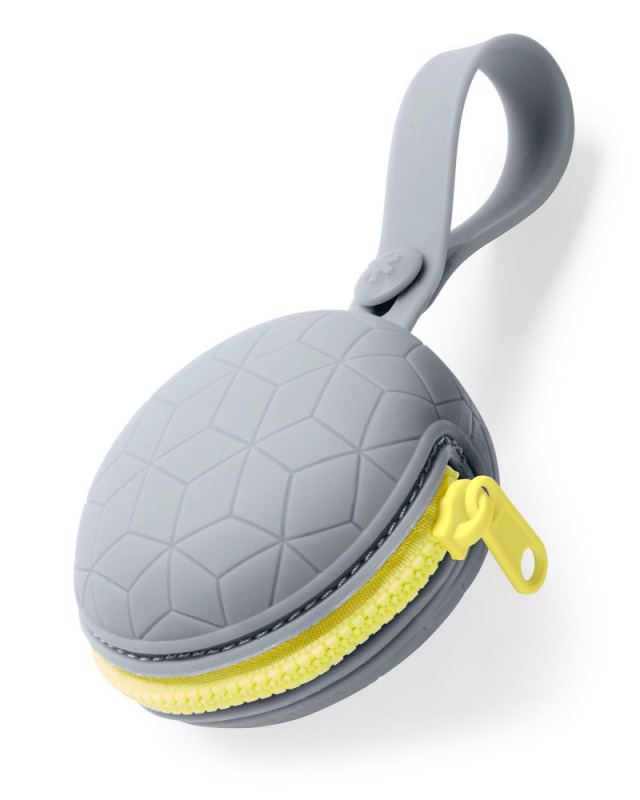 Skip Hop Grab&Go szilikon cumitart� doboz